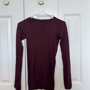 COPY - ❤️Lululemon Athletica maroon swifty tech